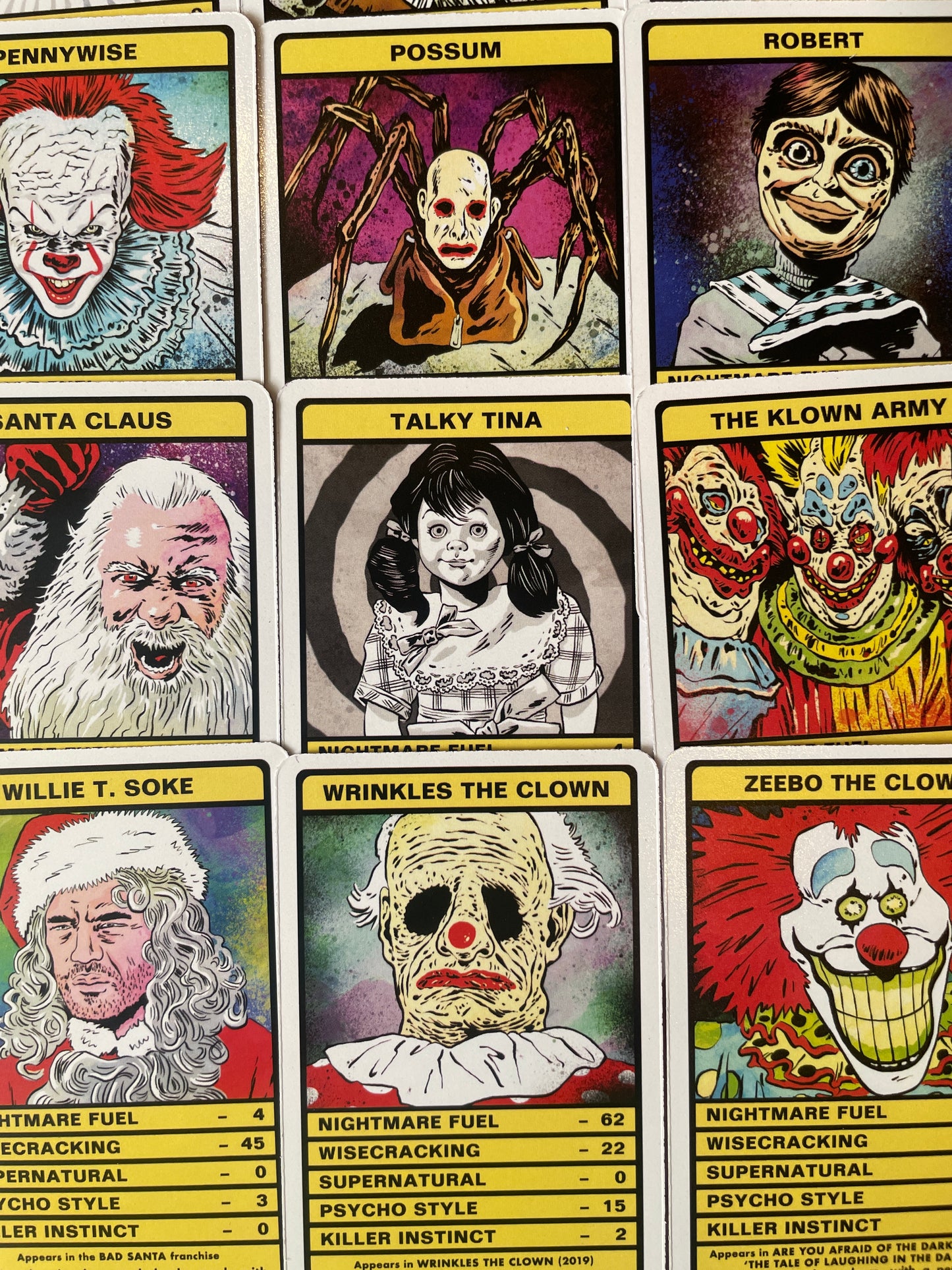 KILLER CLOWNS, DEMONIC DOLLS & PSYCHO SANTAS TRUMPS